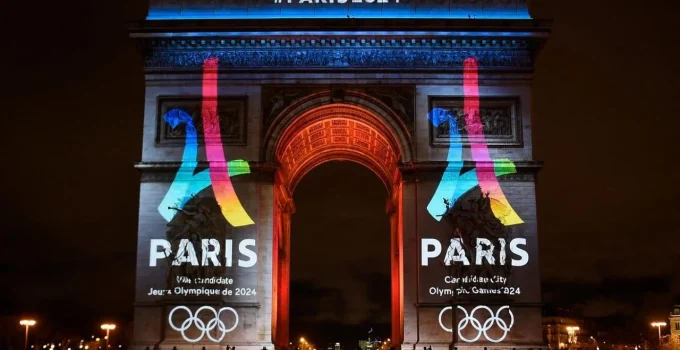 2024 Paris Olimpiyat Oyunları Yıldızlar Geçidine Sahne Olacak