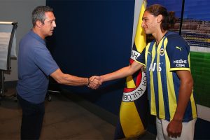 Fenerbahçe'de Bir Ayrılık Daha
