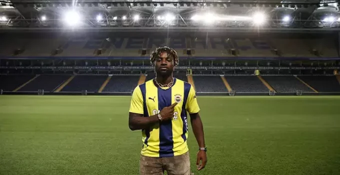 Fenerbahçe’den Yeni Transferler İçin Görkemli İmza Töreni