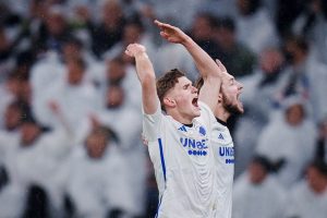 Galatasaray'ın Elias Jelert Hamlesi: Kopenhag Resmi Açıklama Yaptı