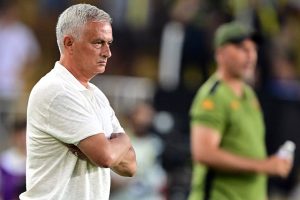 Mourinho, 9 Futbolcunun Üzerini Çizdi Rekor Transfer Cengiz Ünder Ayrılıyor